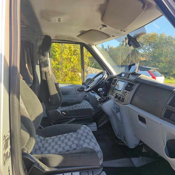 Ford Transit 5 of 15