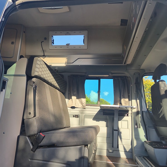 Ford Transit 10 of 15