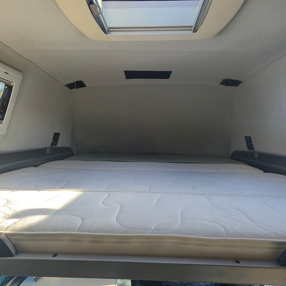 Ford Transit 7 of 15