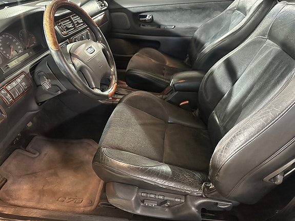 Volvo C70 6 of 9