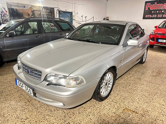 Volvo C70 3 of 9