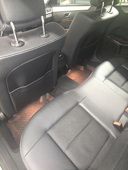 Mercedes-Benz E250 11 of 18