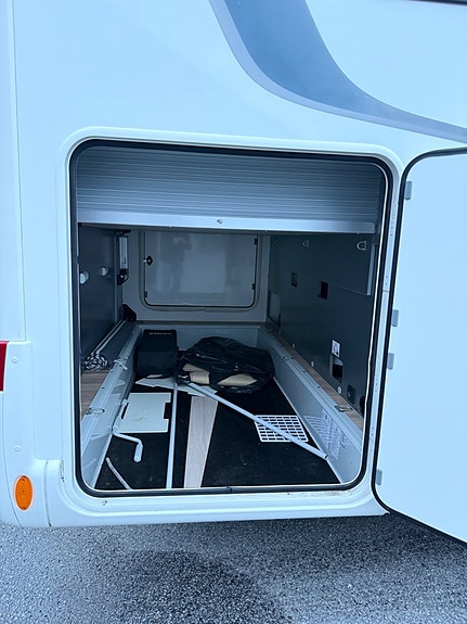 Rapido 696F 2.3 Premium Edition|Scandinavian Exlusive 150 hk Q-bäd 29 of 29