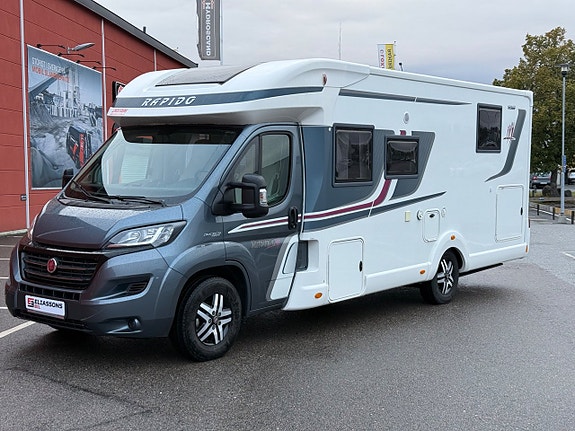 Rapido 696F 2.3 Premium Edition|Scandinavian Exlusive 150 hk Q-bäd