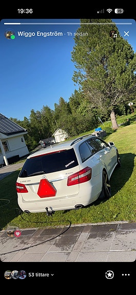 Mercedes-Benz E350 2 of 9