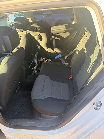 Volkswagen Passat 9 of 9