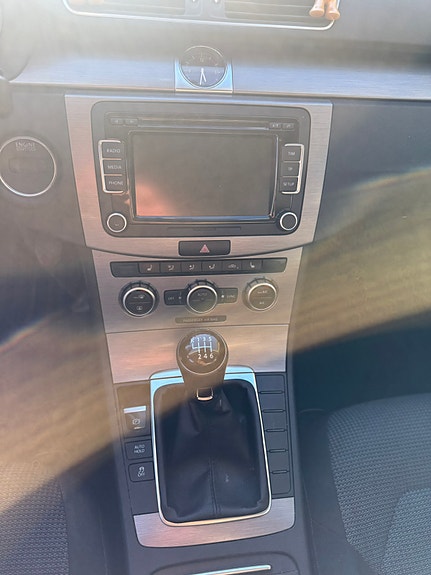 Volkswagen Passat 6 of 9