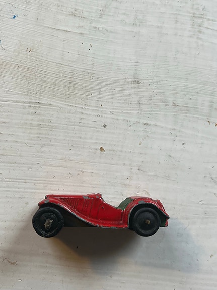 Product image 1 of 2