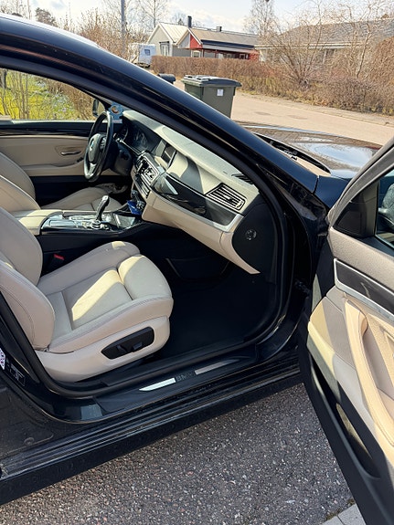 BMW 520d 5 of 9