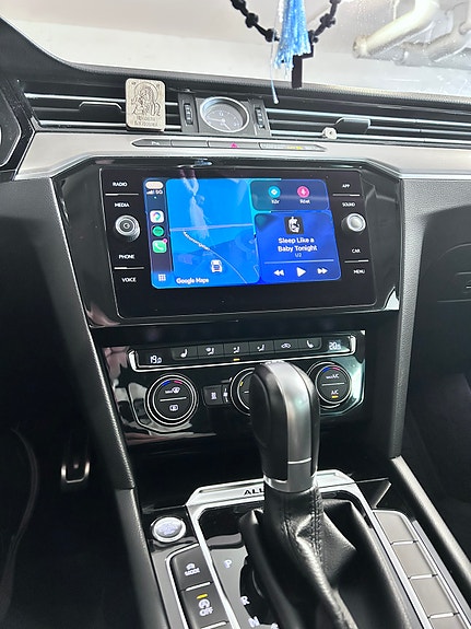 Volkswagen Passat Alltrack 15 of 18