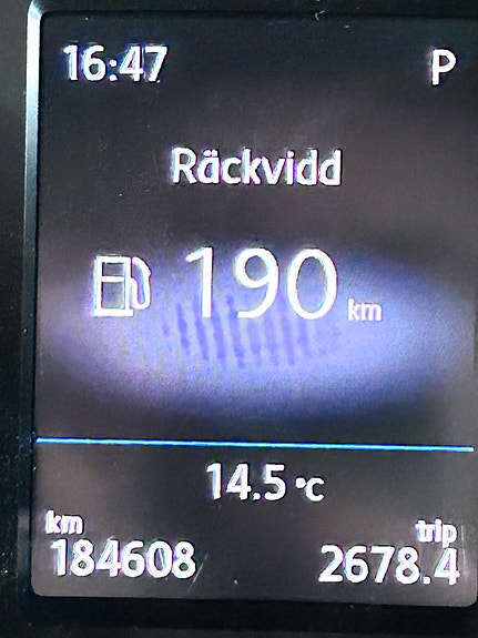 Volkswagen Passat Alltrack 14 of 18