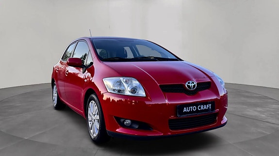 Toyota Auris 3 of 11