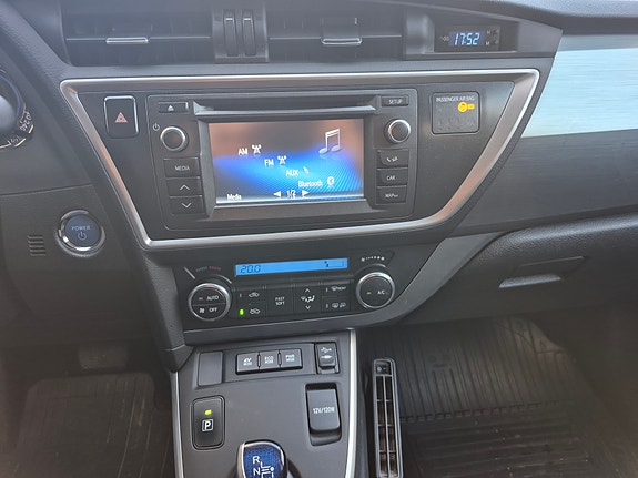 Toyota Auris 8 of 10