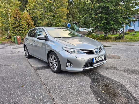 Toyota Auris 6 of 10