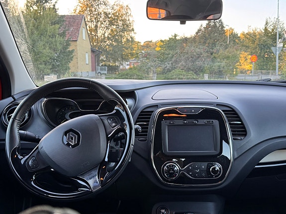 Renault Captur 9 of 14