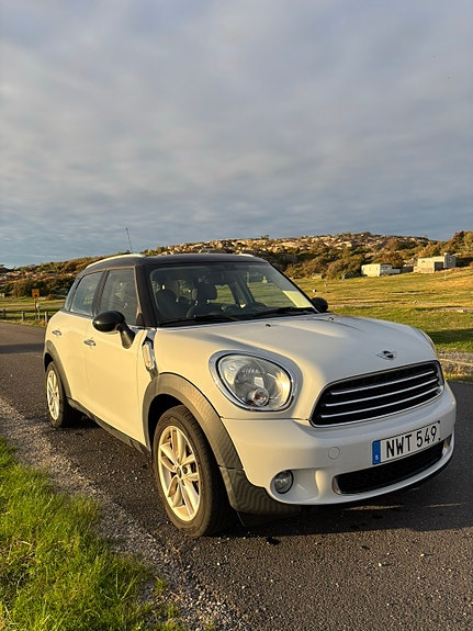 MINI Countryman Cooper D 3 of 6