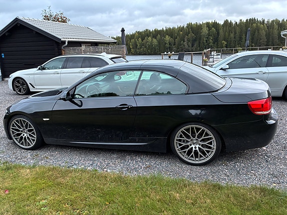 BMW 335i 2 of 6
