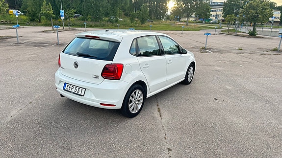 Volkswagen Polo 6 of 21