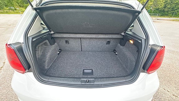 Volkswagen Polo 7 of 21