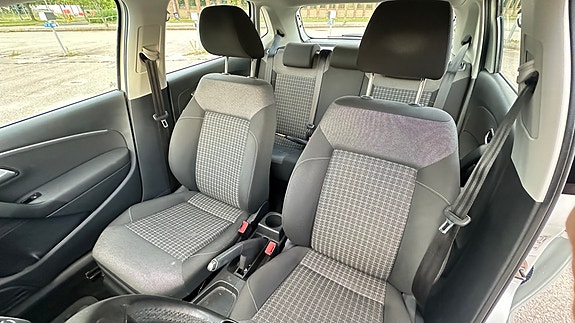 Volkswagen Polo 9 of 21