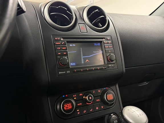 Nissan Qashqai+2 23 of 26