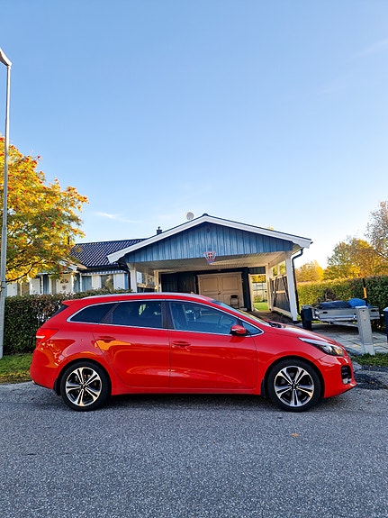 Kia Ceed 3 of 9