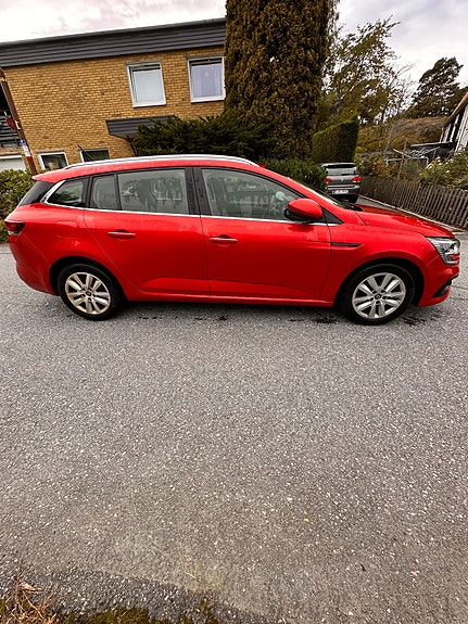 Renault Megane IV 3 of 10