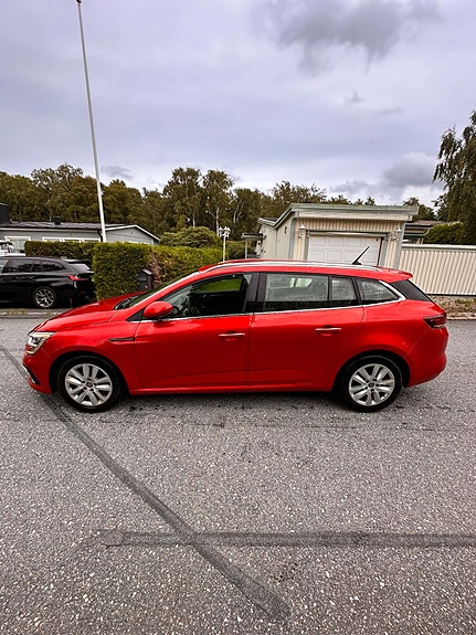 Renault Megane IV 6 of 10