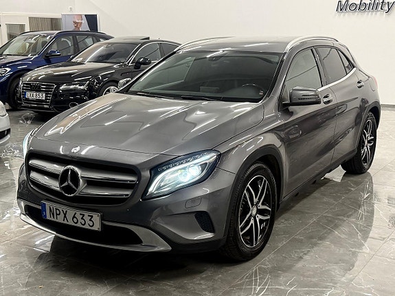 Mercedes-Benz GLA220 4 of 29