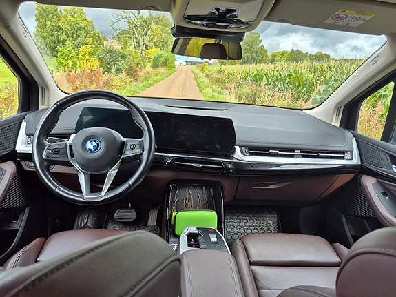 BMW 225e 17 of 30
