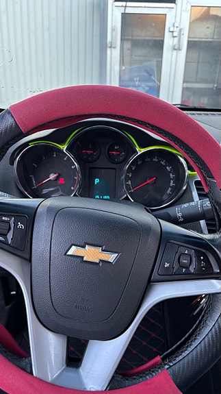Chevrolet Cruze 8 of 11