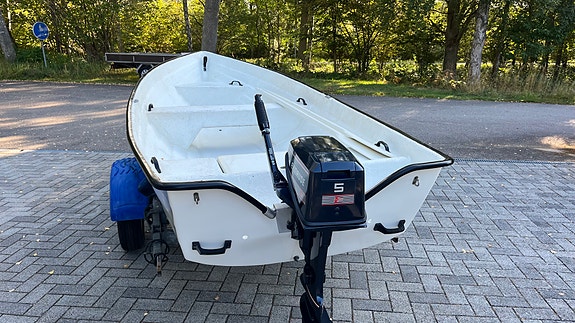 Ryds 425 med Evinrude 5 hk 3 of 9
