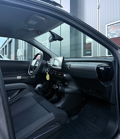 Citroen C4 Cactus 8 of 9