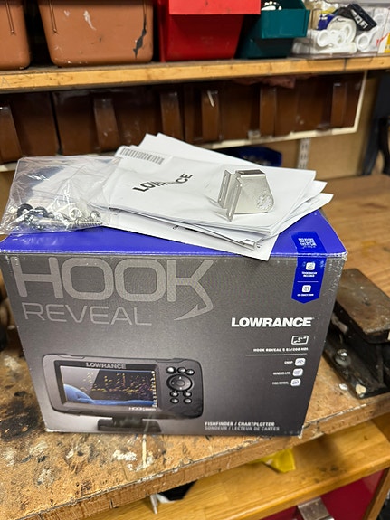 Jolle 4,5 m med Parsun 6 hk + Lowrance ekolod 17 of 18