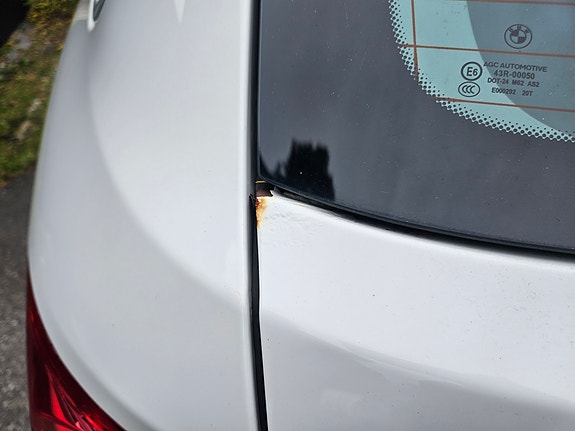 BMW 520d 3 of 5