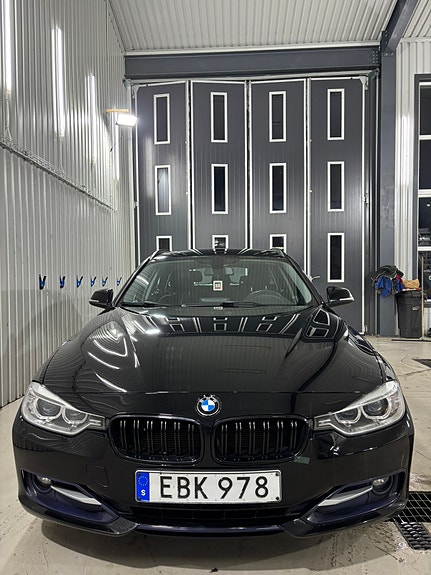 BMW 318d 2 of 9