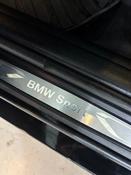 BMW 318d 6 of 9