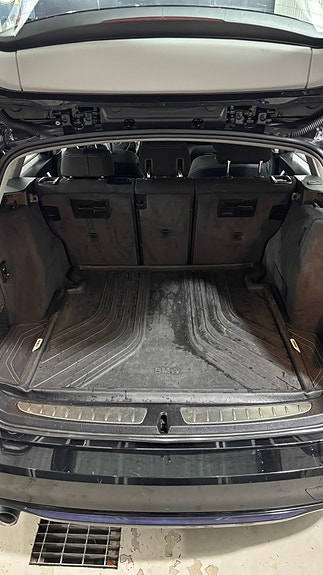 BMW 318d 7 of 9