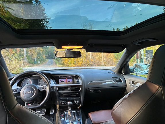 Audi S4 8 of 16