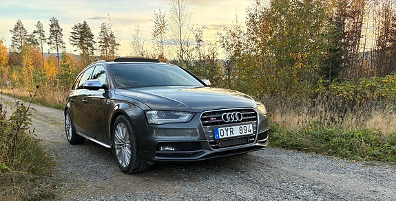 Audi S4 2 of 16