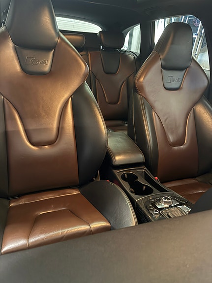 Audi S4 11 of 16