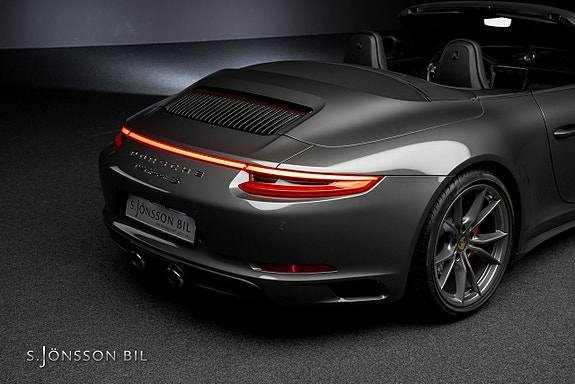 Porsche 911 9 of 23