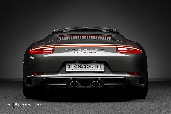 Porsche 911 8 of 23