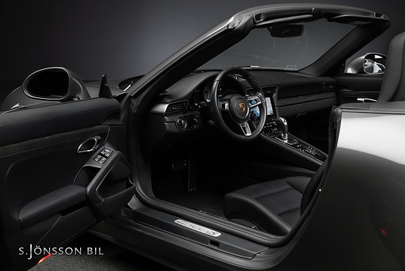 Porsche 911 11 of 23