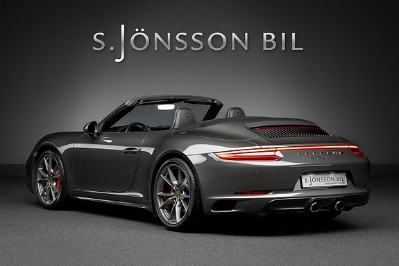 Porsche 911 2 of 23