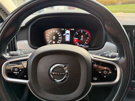 Volvo V90 Cross Country 7 of 8