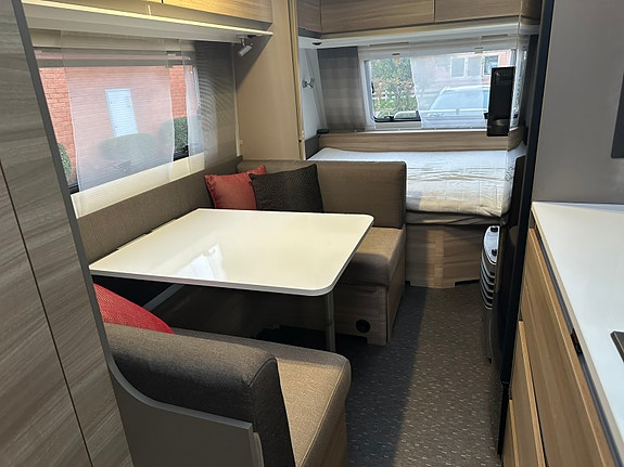 Adria Altea 542 pk (barnkammare) 5 of 12