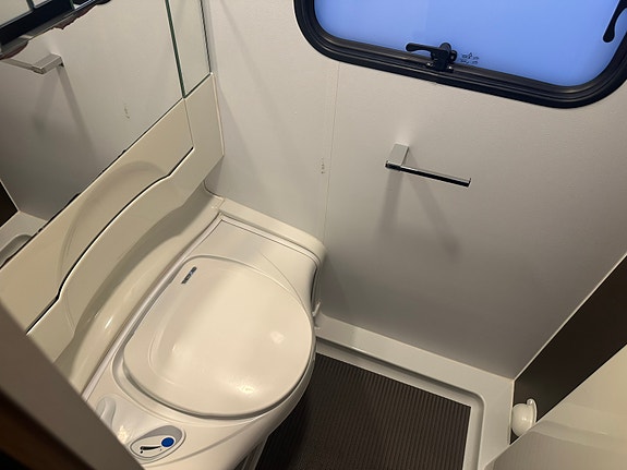 Adria Altea 542 pk (barnkammare) 11 of 12