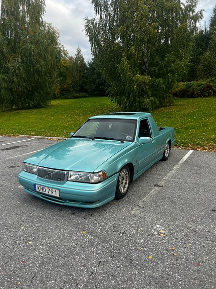 Volvo 940 2 of 10