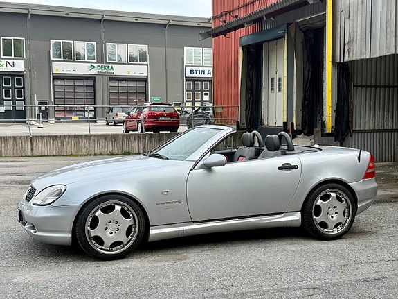 Mercedes-Benz SLK230 6 of 27